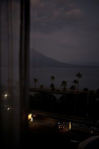 http://www.peterwaterschoot.com/files/gimgs/th-13_18_6 muur 1, 70 cm Volcano V kopie_v3.jpg